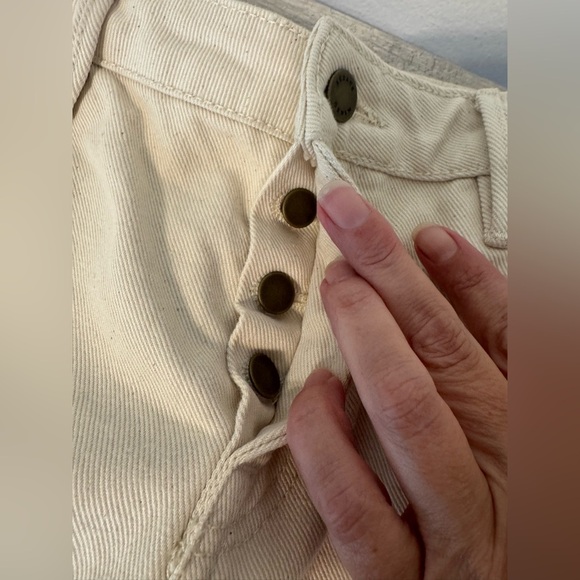 Sezane Niels Ecru Denim Cuffed Shorts Button Fly Relaxed Luxe Size 40 US 8 - Picture 11 of 12
